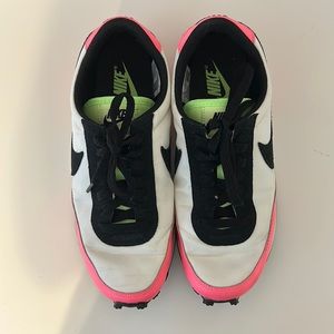 Nike Daybreak Shoes